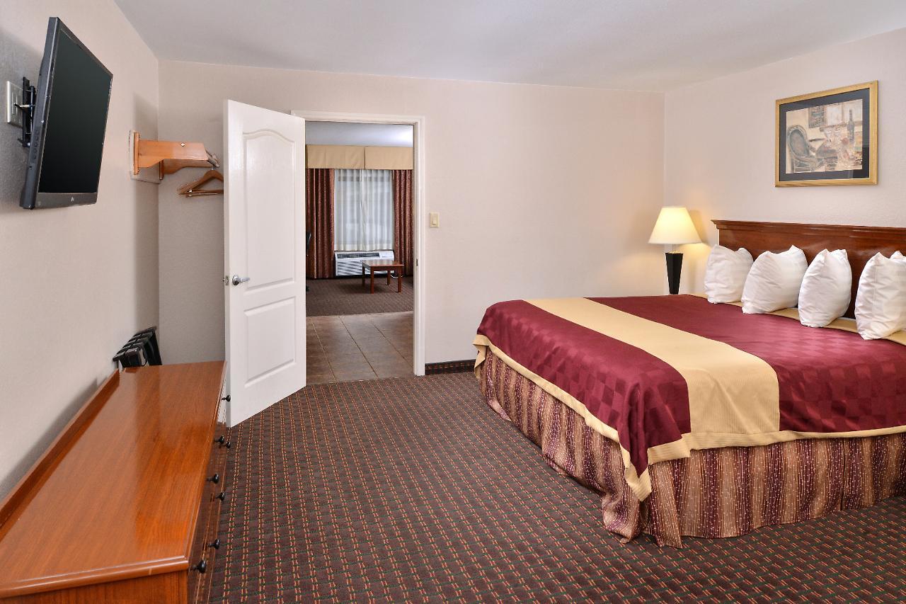 Americas Best Value Inn & Suites San Benito Dış mekan fotoğraf